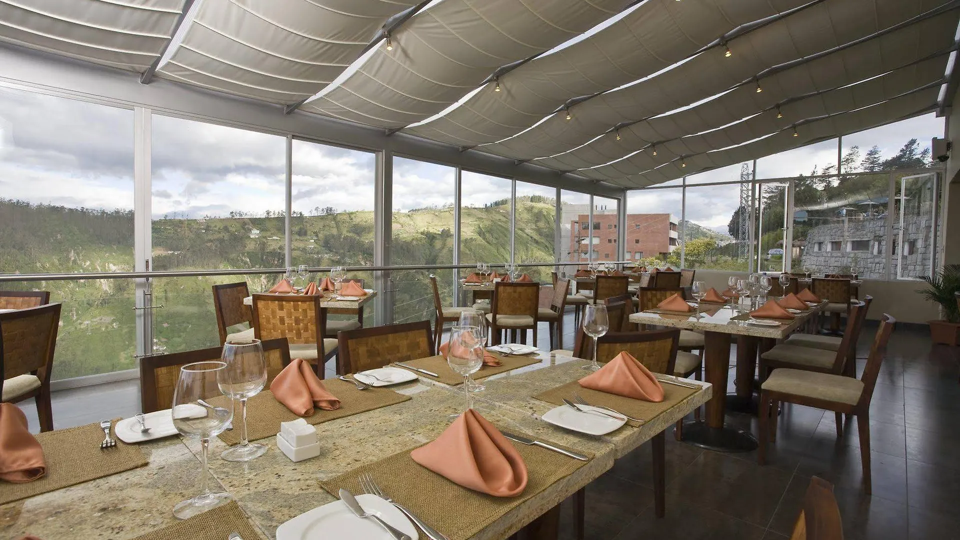 Hotel Stubel Suites & Cafe Quito