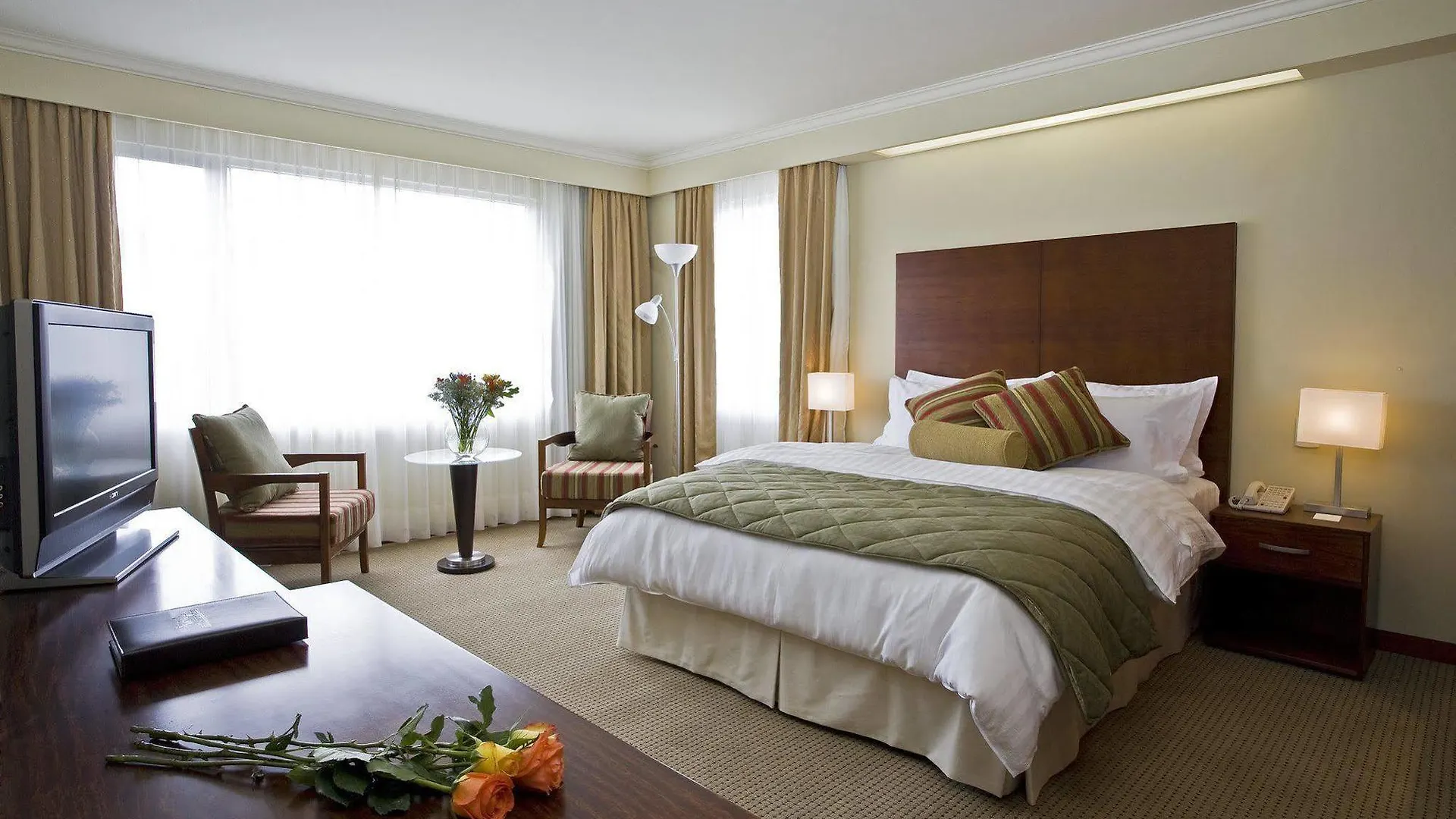 Hotel Stubel Suites & Cafe Quito 4*,